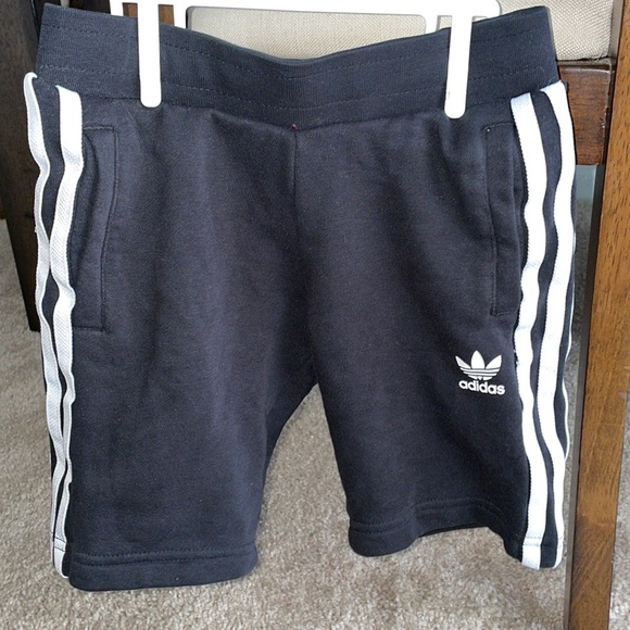 Adidas Boys Matching Set Blue&Black Size 4 “Runs Big” like 5 - Picture 5 of 6